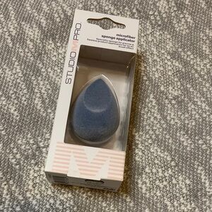 NIB StudioMPro Microfiber Sponge
Applicator